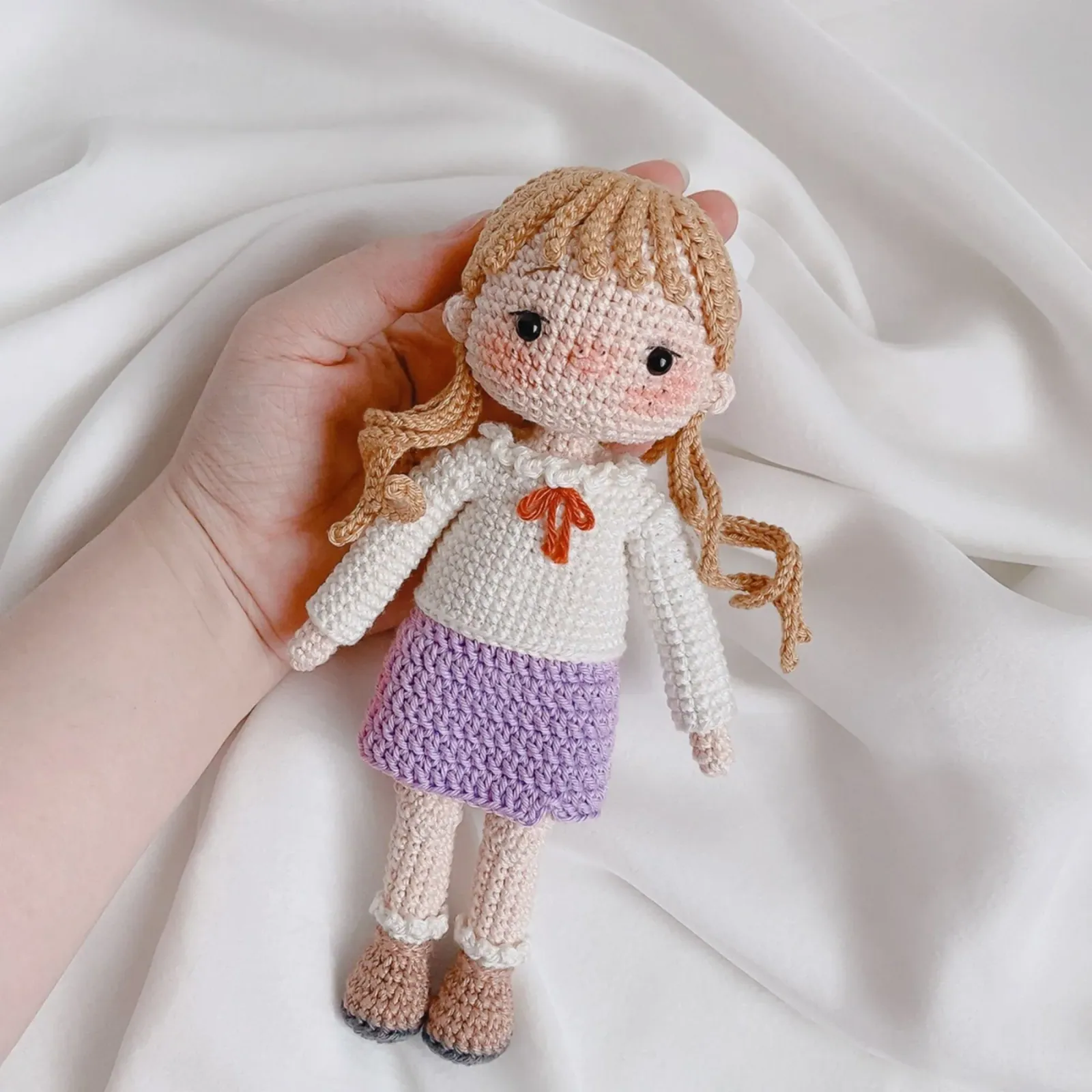 Maya Doll amigurumi crochet pattern