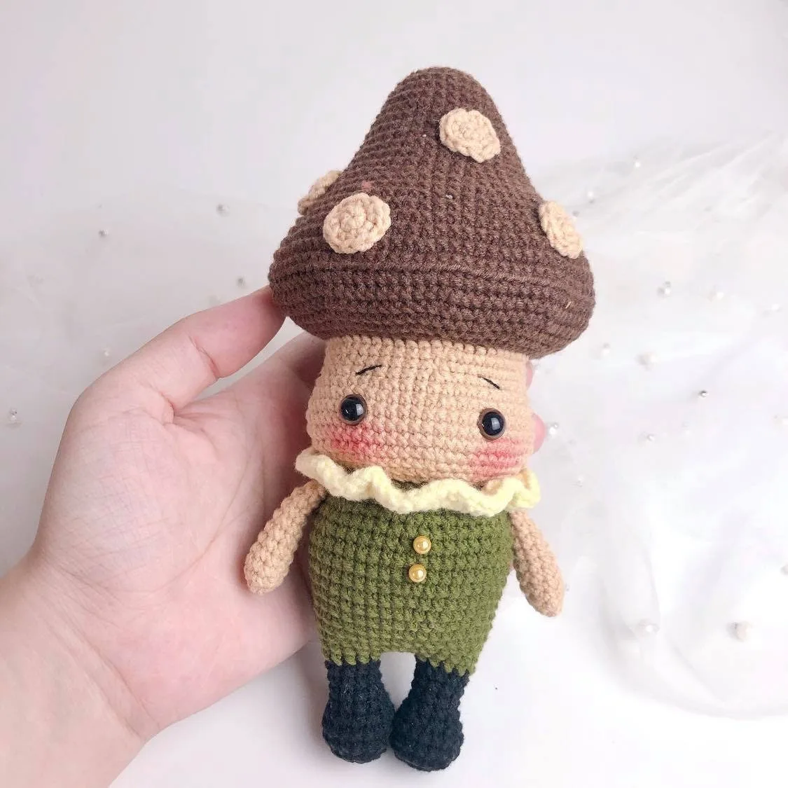 Minu The Mushroom Doll amigurumi crochet pattern