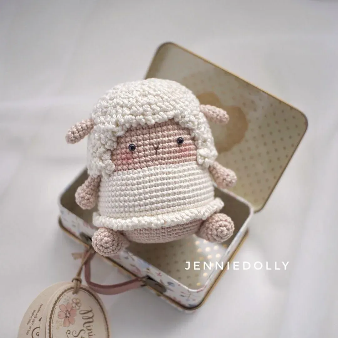 Pip the Lamb: Beginner-Friendly Doll amigurumi crochet pattern