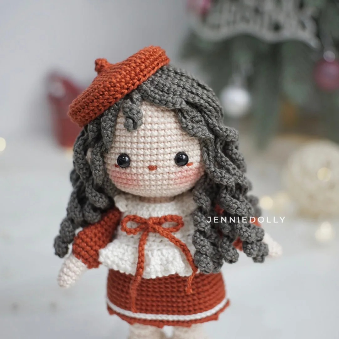 Susie Doll amigurumi crochet pattern